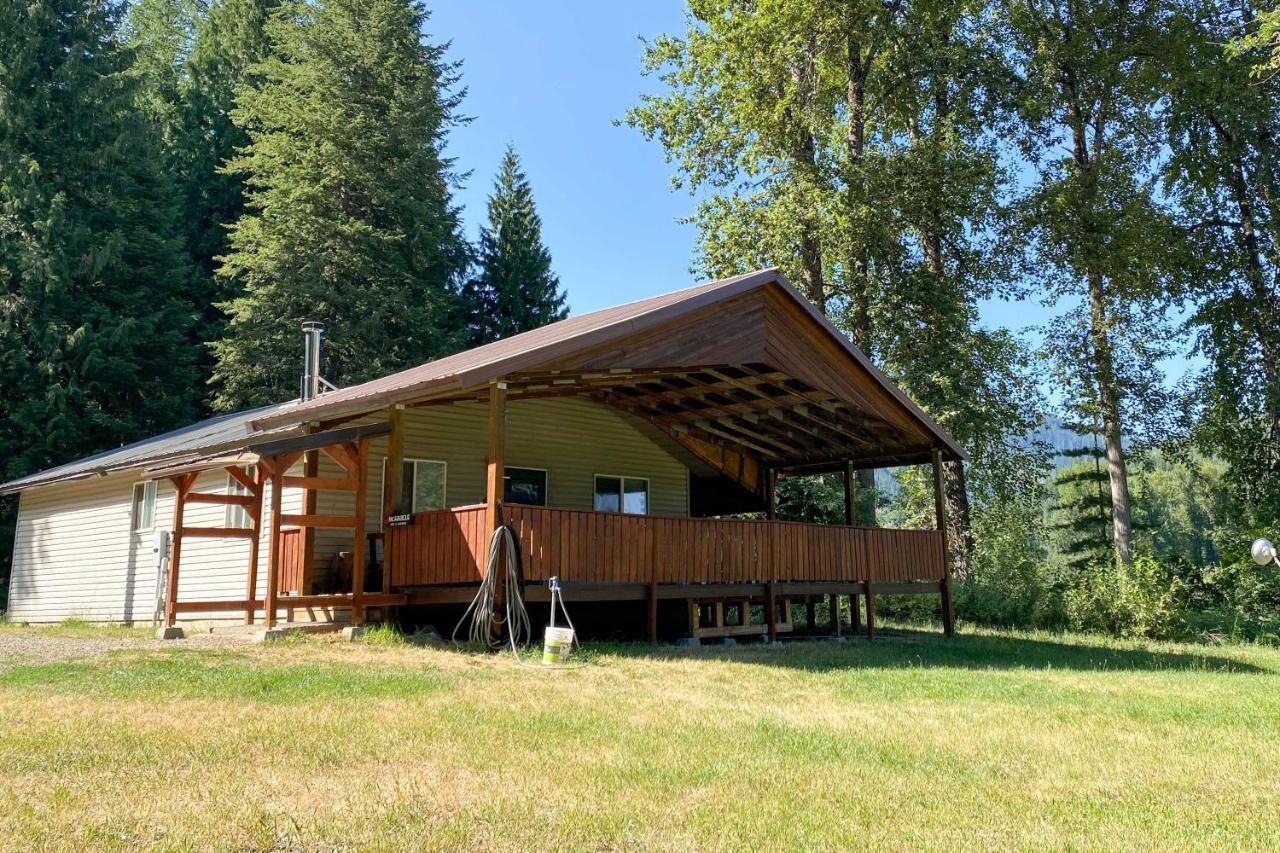 Private 2-Acre Retreat With Mtn Views, Walk To River Saint Maries 外观 照片